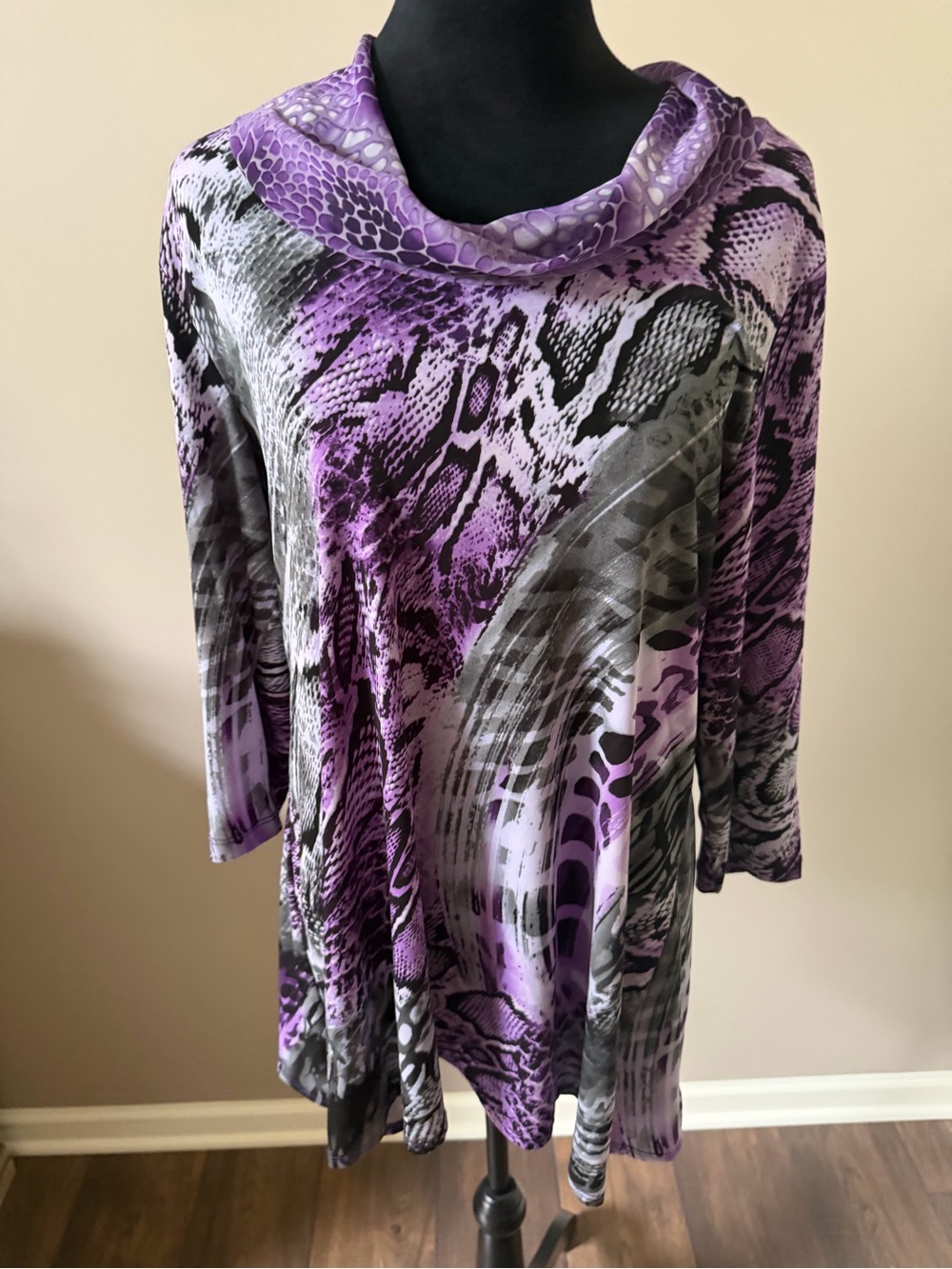 Susan Graver Purple and Gray Snake-Print Cowl Neck Tunic Medium